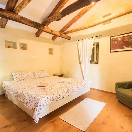 Dolores, A Magnificent Villa, Ideal For Families And Groups Heki